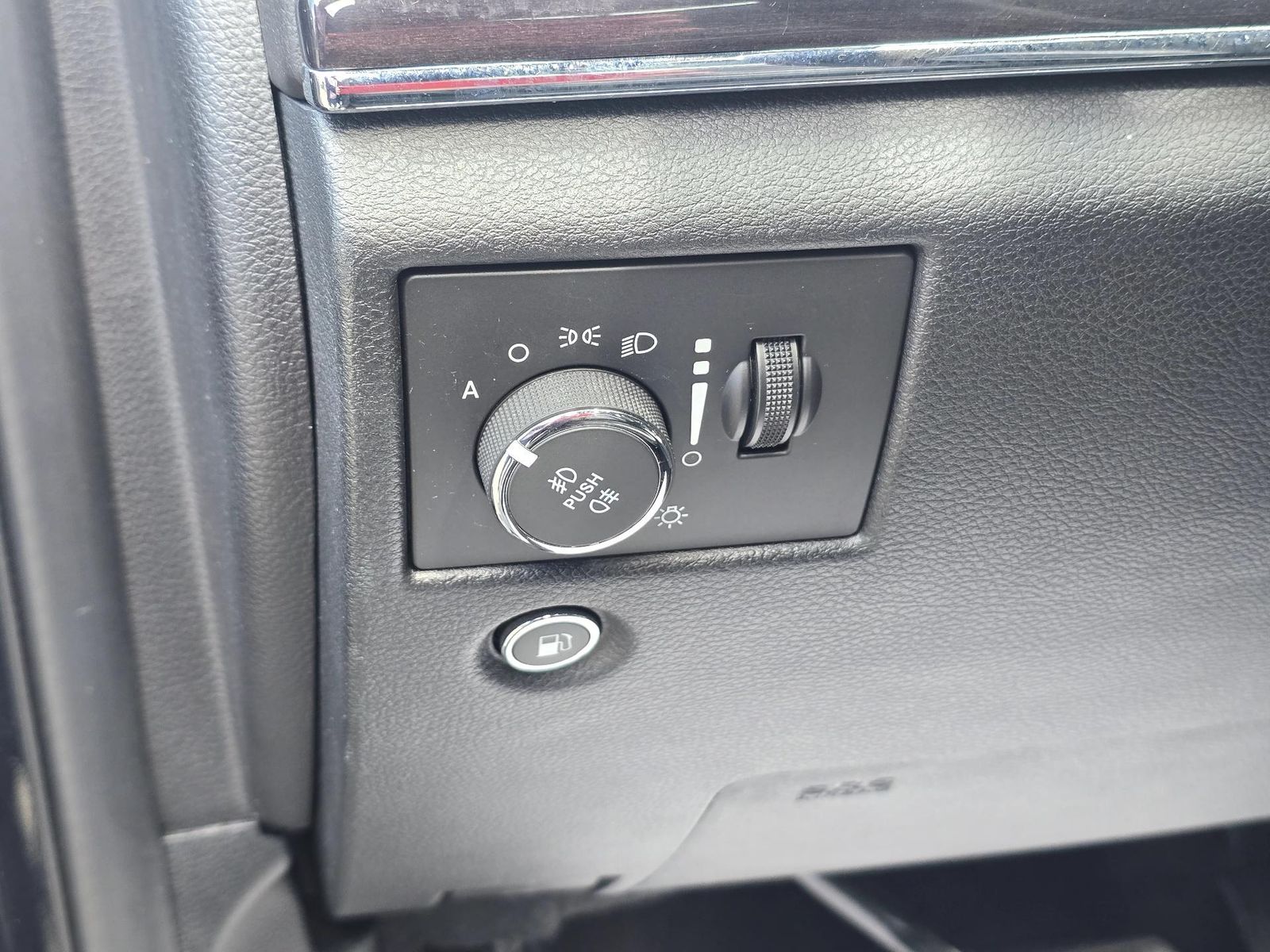 Jeep Grand Cherooke 3.0 AT 250 CP Overland - foto 11