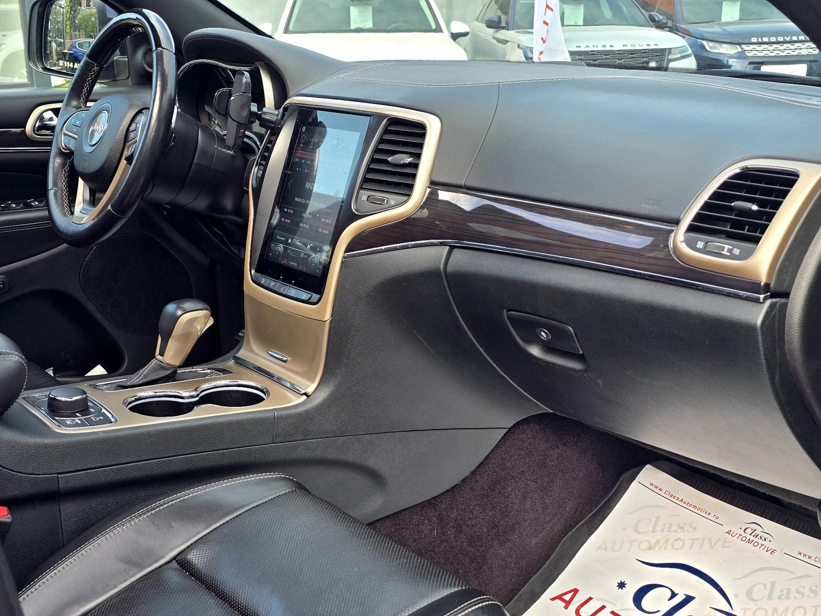 Jeep Grand Cherooke 3.0 AT 250 CP Overland - foto 14