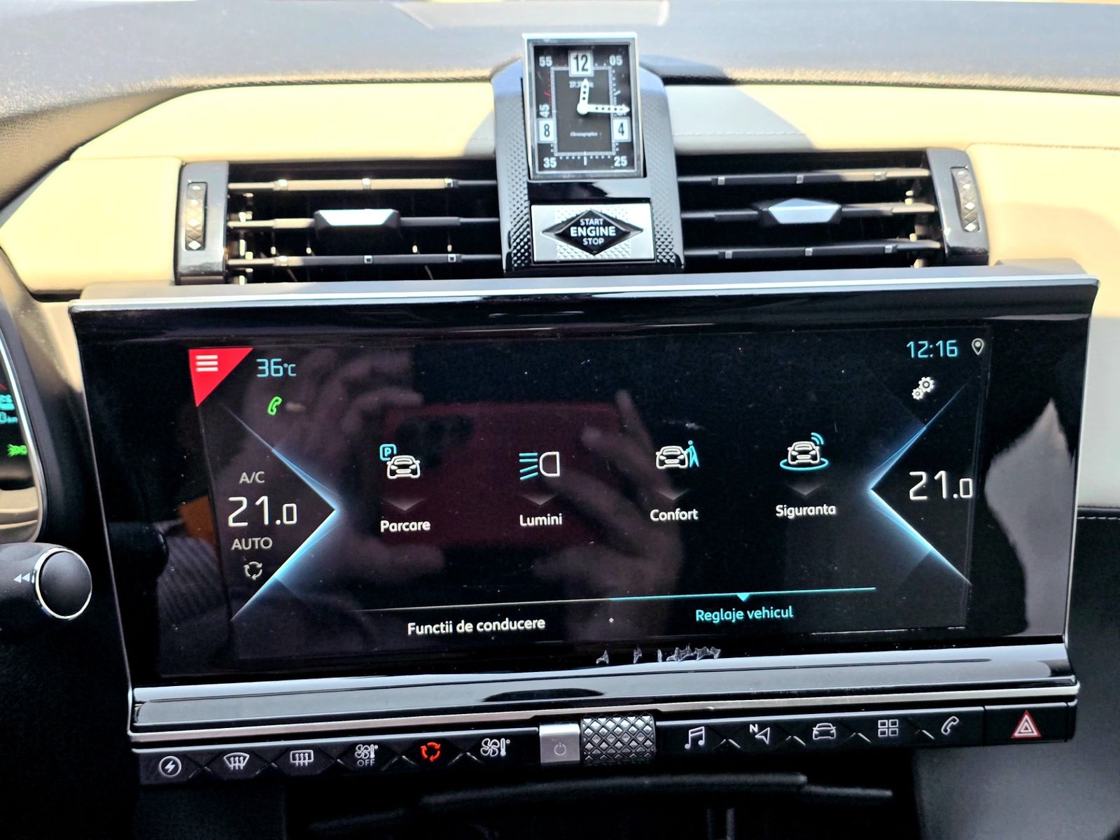 DS DS7 (Crossback) 2020 1.6 PHeV AWD 300 EAT8 OPERA - foto 27
