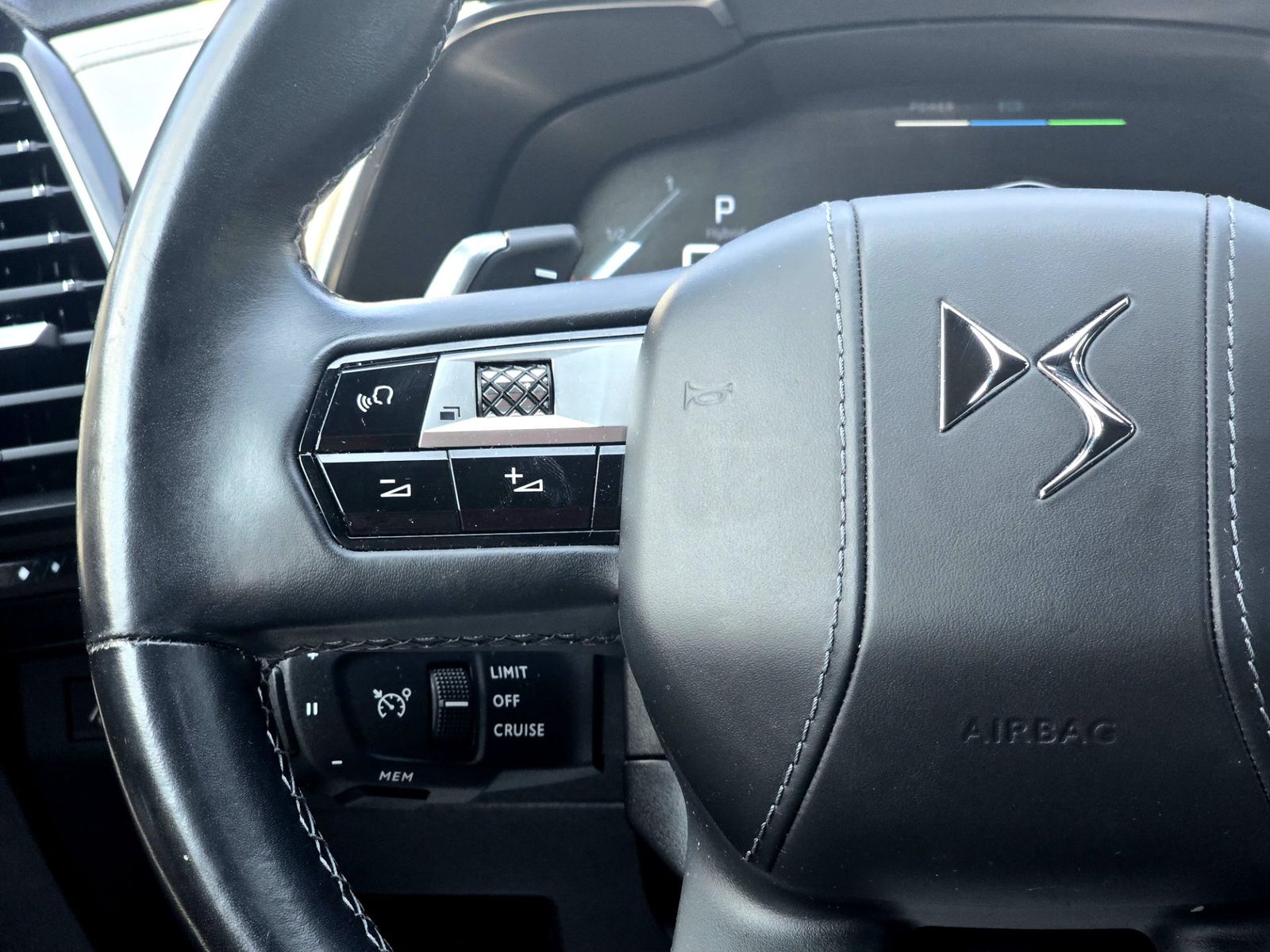DS DS7 (Crossback) 2020 1.6 PHeV AWD 300 EAT8 OPERA - foto 13