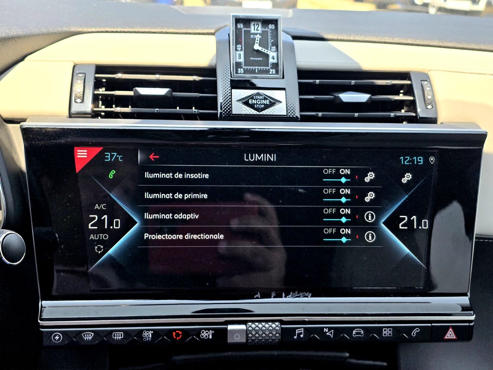 DS DS7 (Crossback) 2020 1.6 PHeV AWD 300 EAT8 OPERA - foto 30