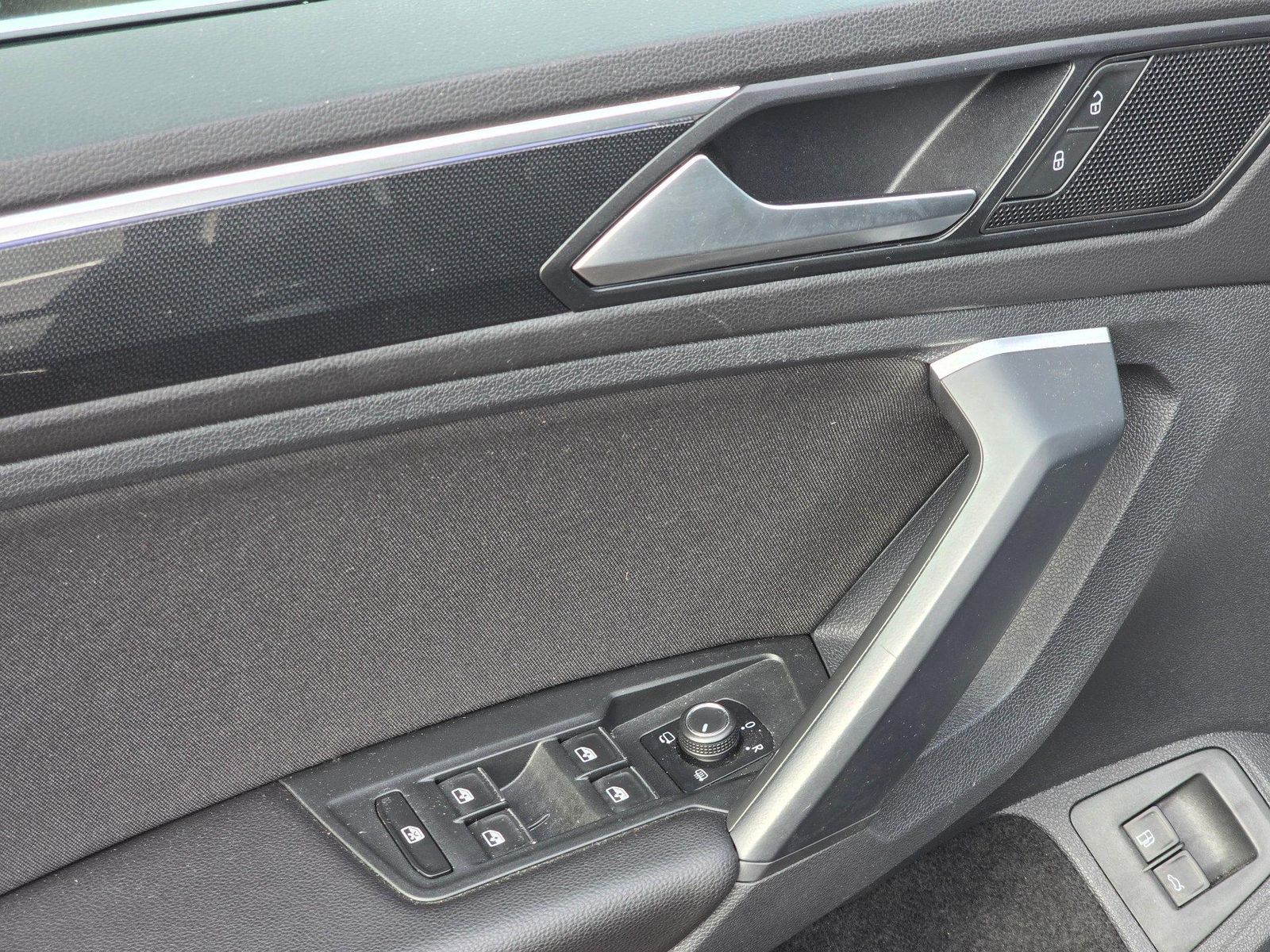 Volkswagen Tiguan 2021 1.4 eHybrid OPF Elegance - foto 23