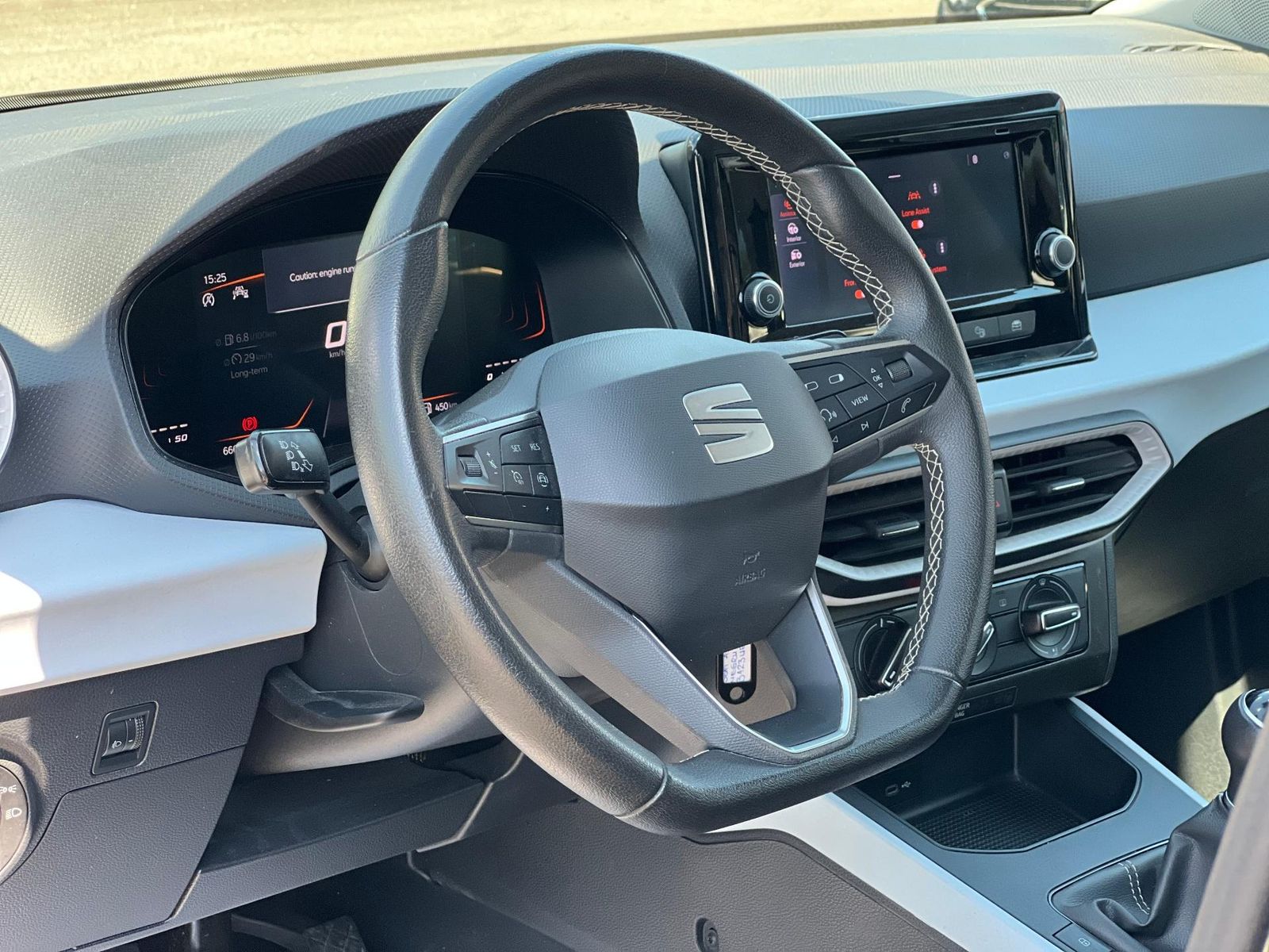 Seat Arona - 2023 - foto 8