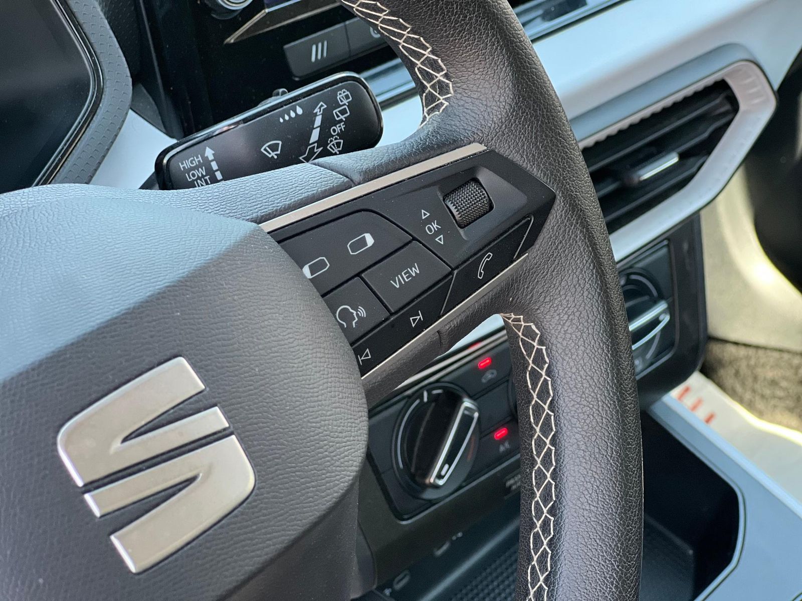 Seat Arona - 2023 - foto 11