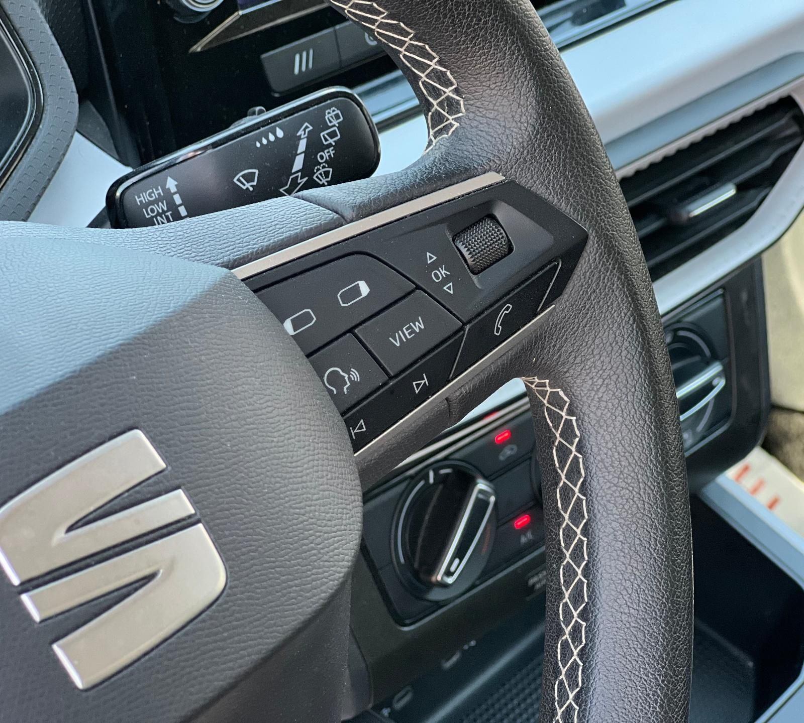 Seat Arona - 2023 - foto 11