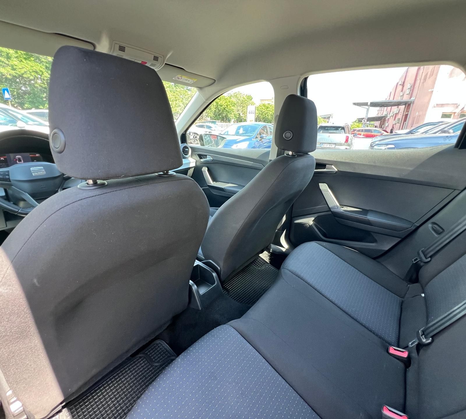 Seat Arona - 2023 - foto 12