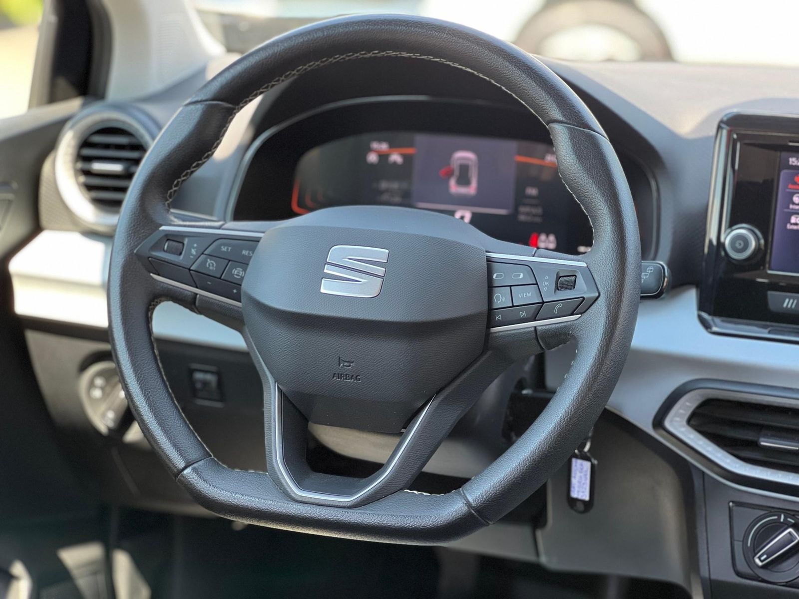 Seat Arona - 2023 - foto 13