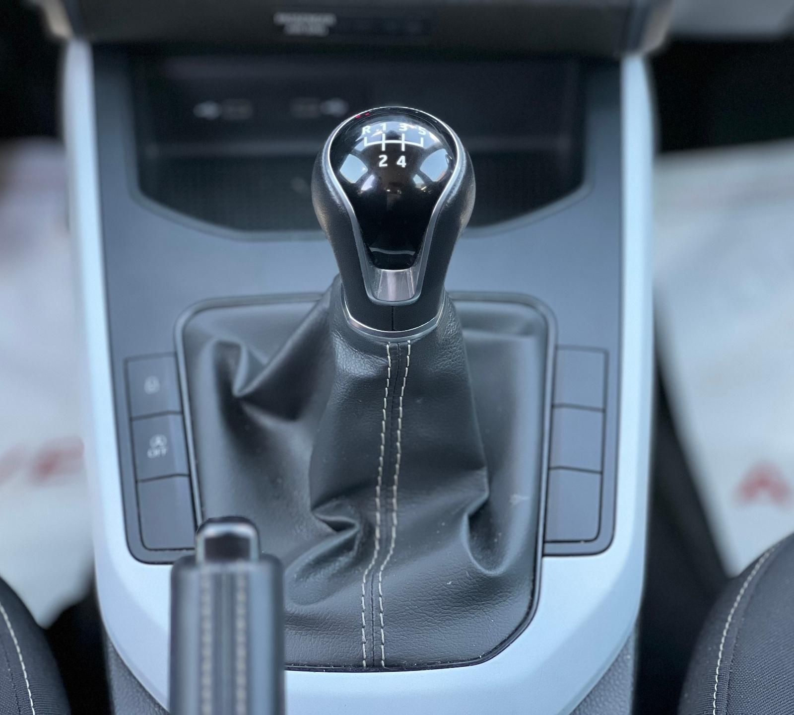 Seat Arona - 2023 - foto 16