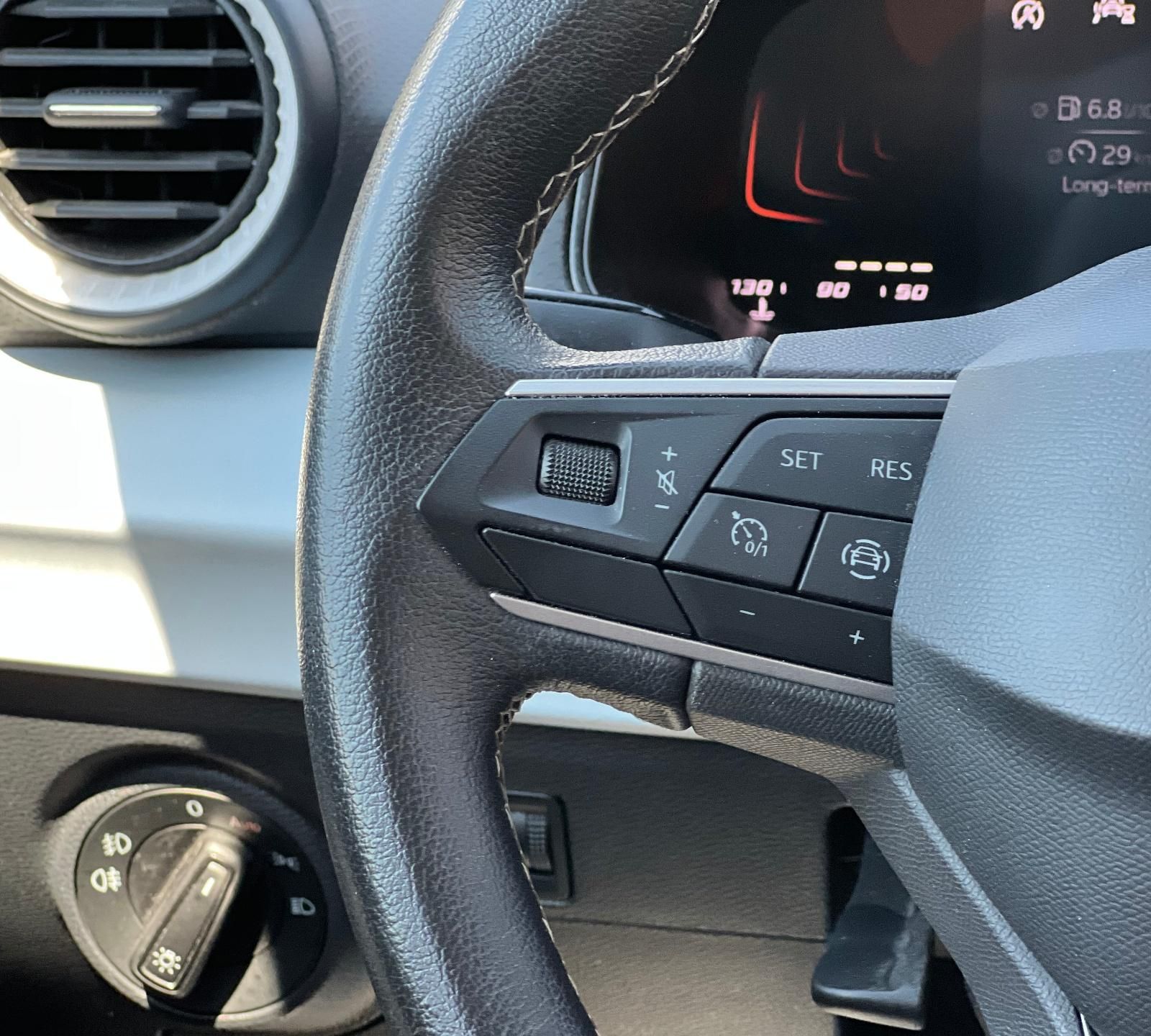 Seat Arona - 2023 - foto 18