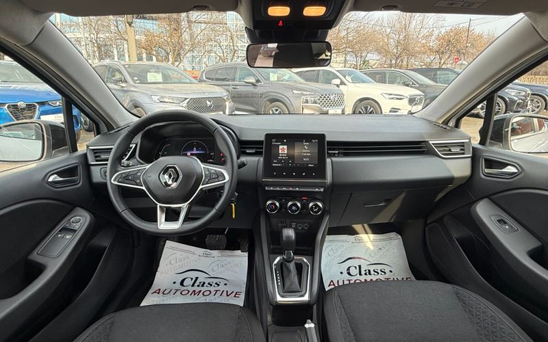 Renault Clio 2023 1.6 E-TECH HYBRID 145 CP - foto 4