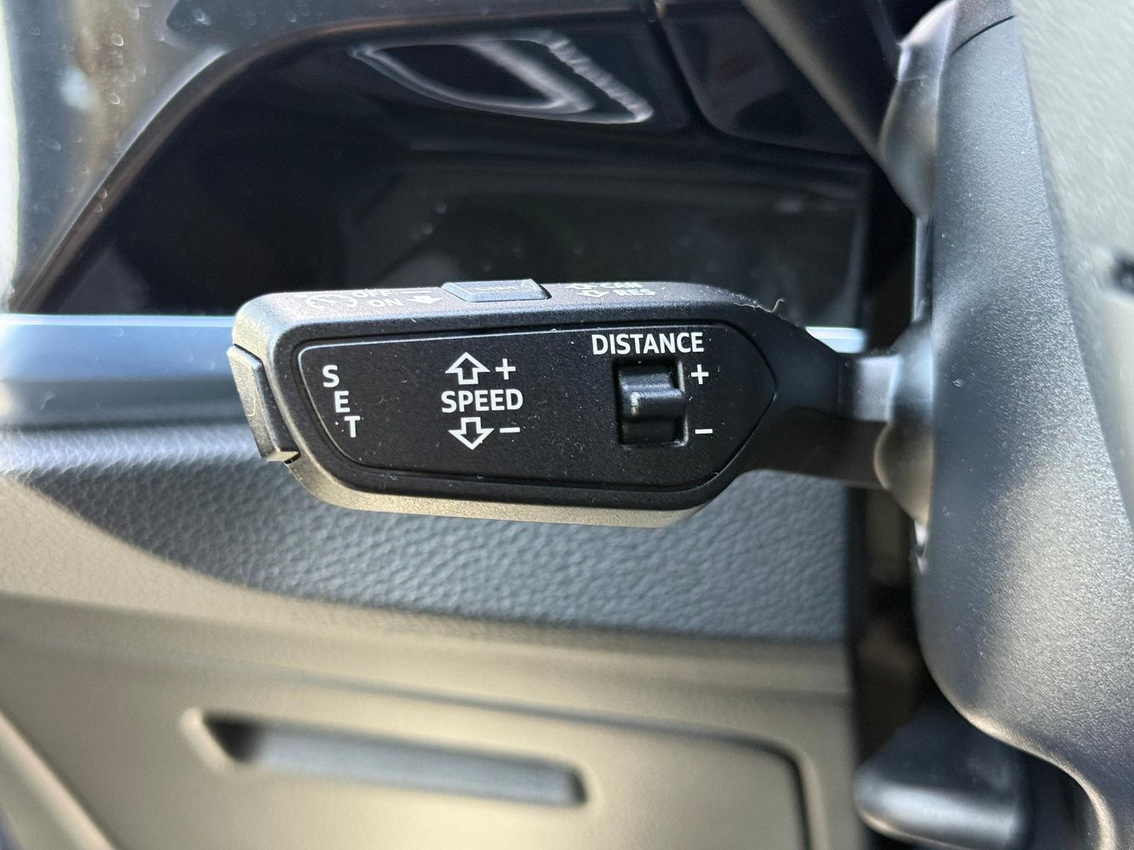 Audi Q3 2022 35 TDI 150 CP - foto 18