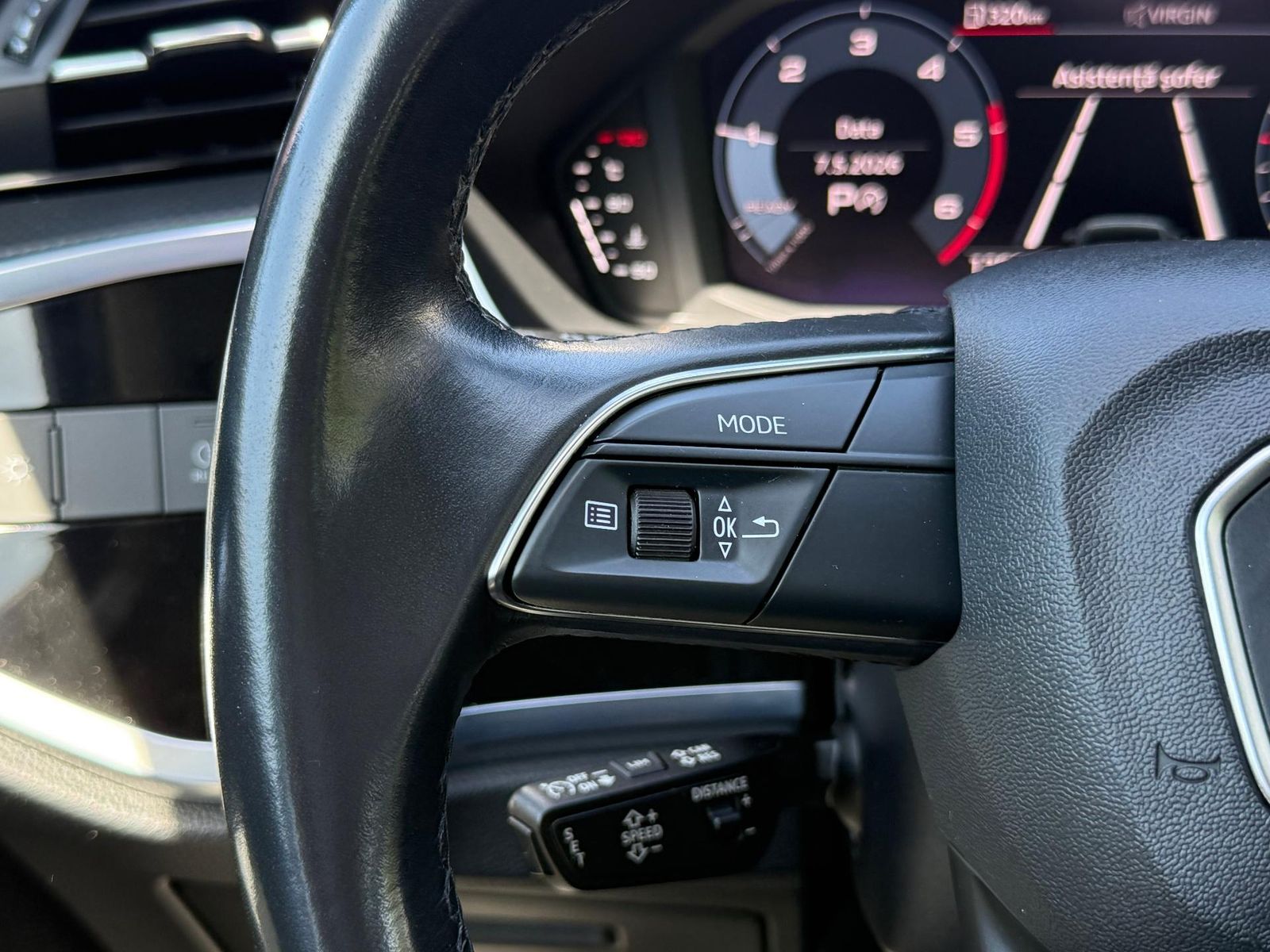 Audi Q3 2022 35 TDI 150 CP - foto 23