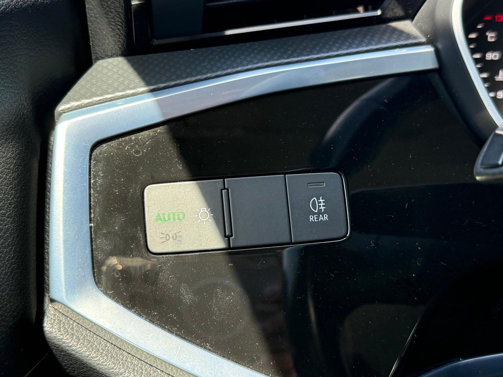 Audi Q3 2022 35 TDI 150 CP - foto 24