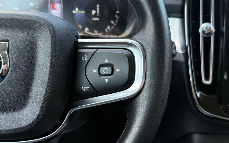Volvo XC40 2021 - foto 3