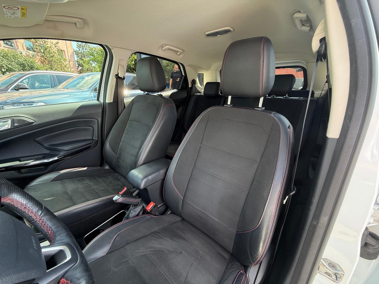 Ford EcoSport 1.0 Ecoboost ST Line 125 CP - Cutie AUTOMATA - foto 27