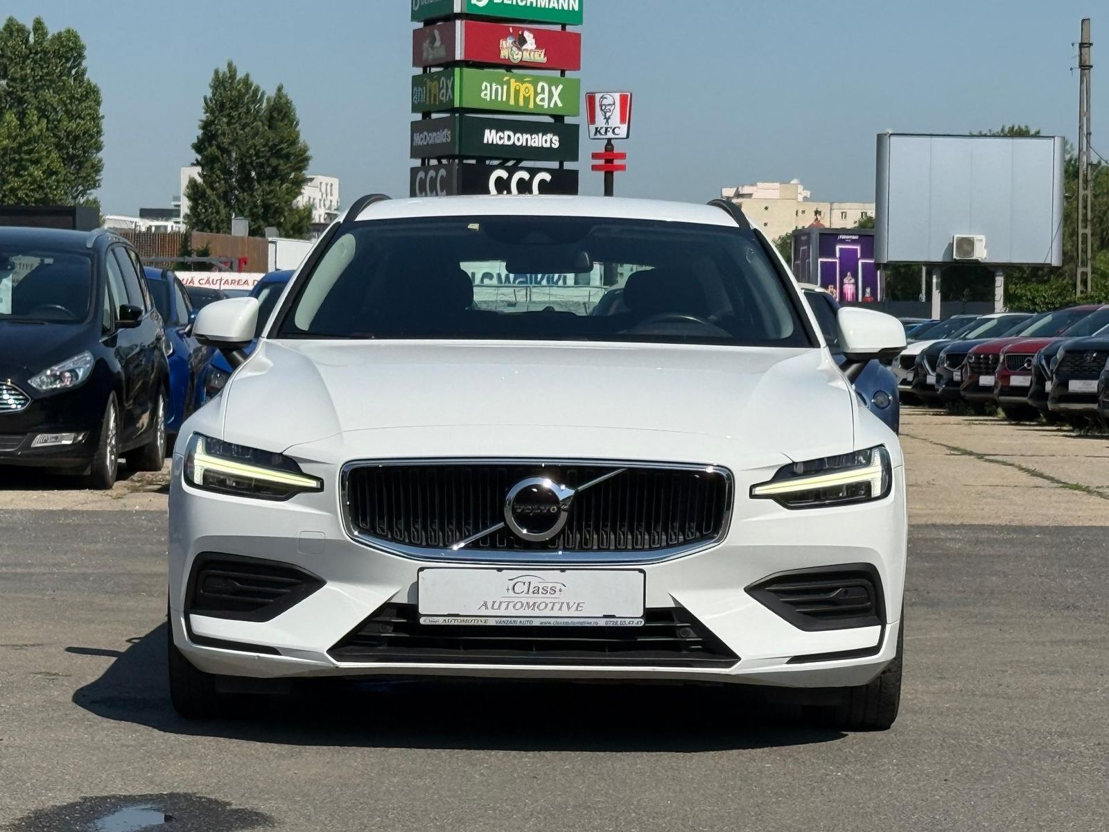 Volvo V60 2021 - foto 2