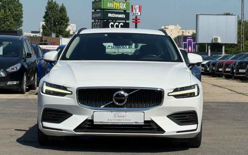Volvo V60 2021 - foto 2