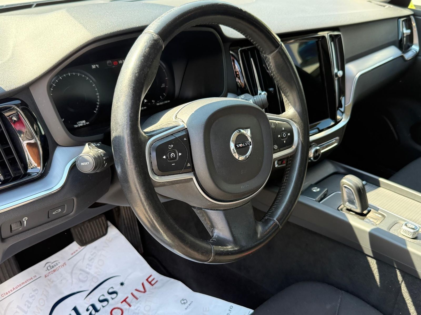 Volvo V60 2021 - foto 4