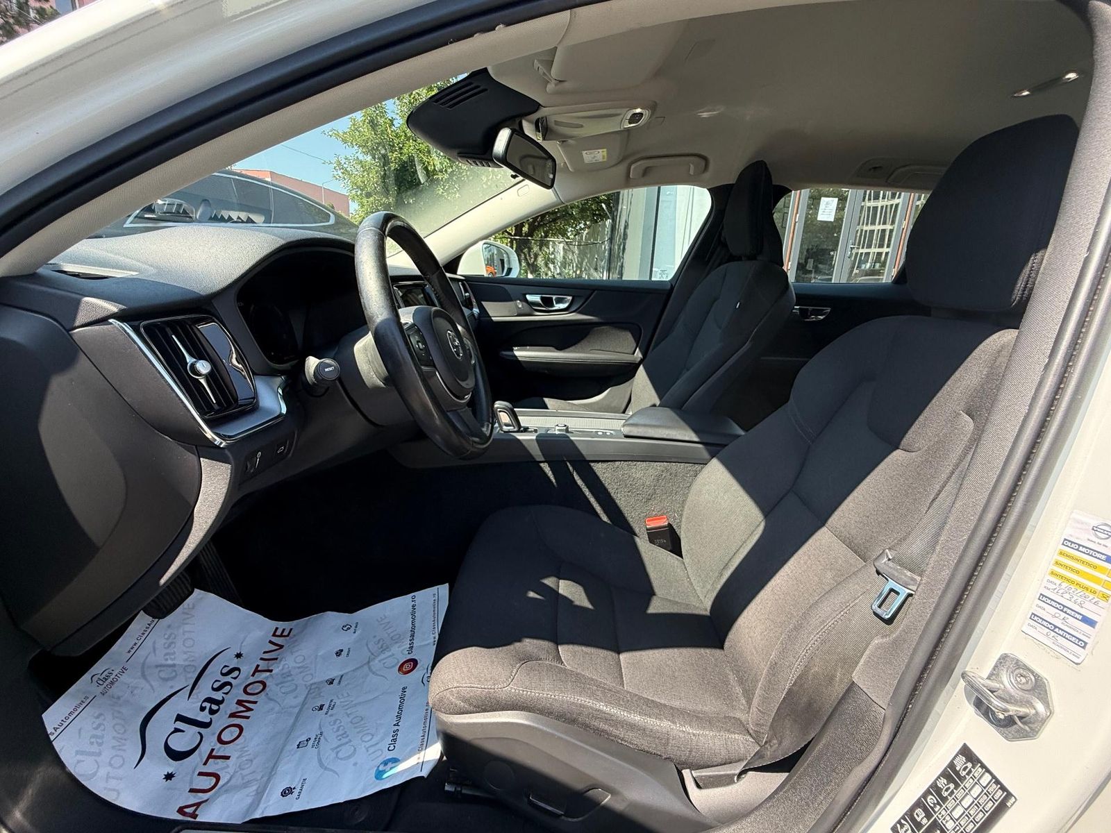 Volvo V60 2021 - foto 5