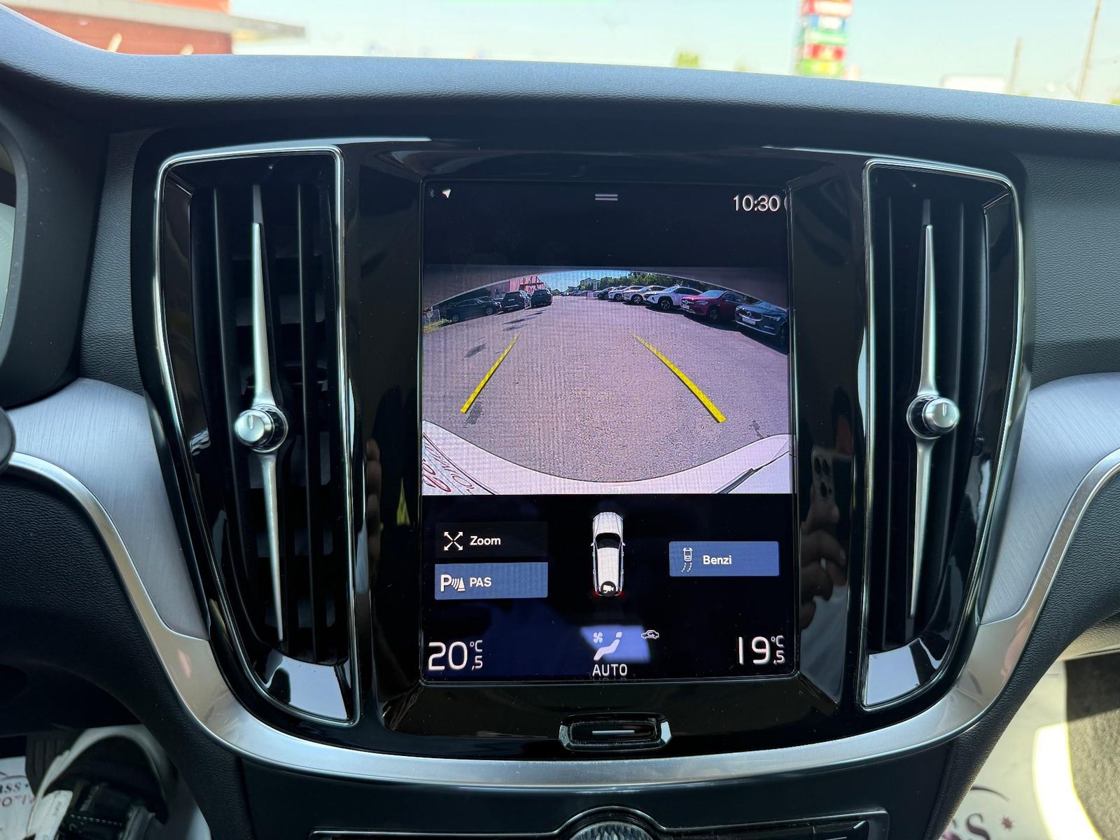 Volvo V60 2021 - foto 7