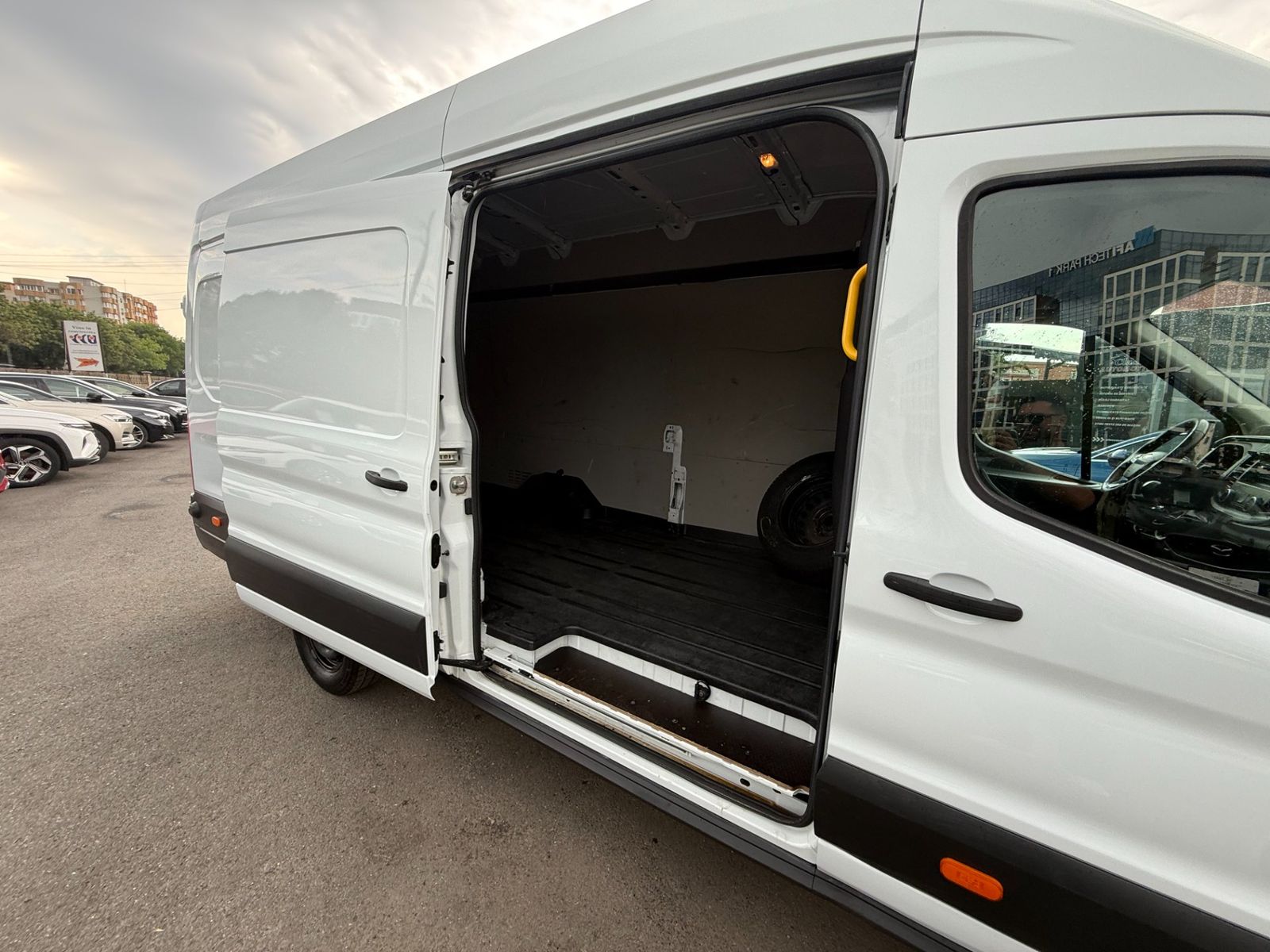 Ford Transit 2022 L4 - foto 17