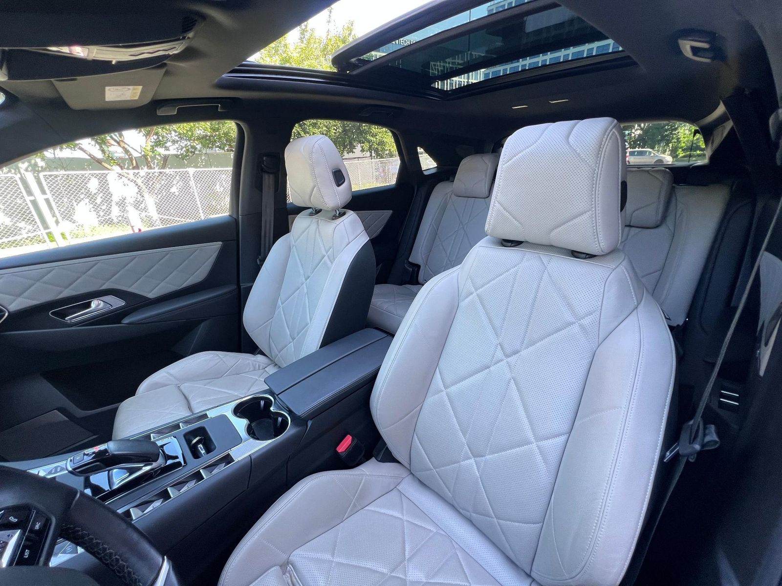 DS DS7 (Crossback) 2022 Crosback 1.6 PHeV AWD 300 EAT8 Rivoli - foto 12