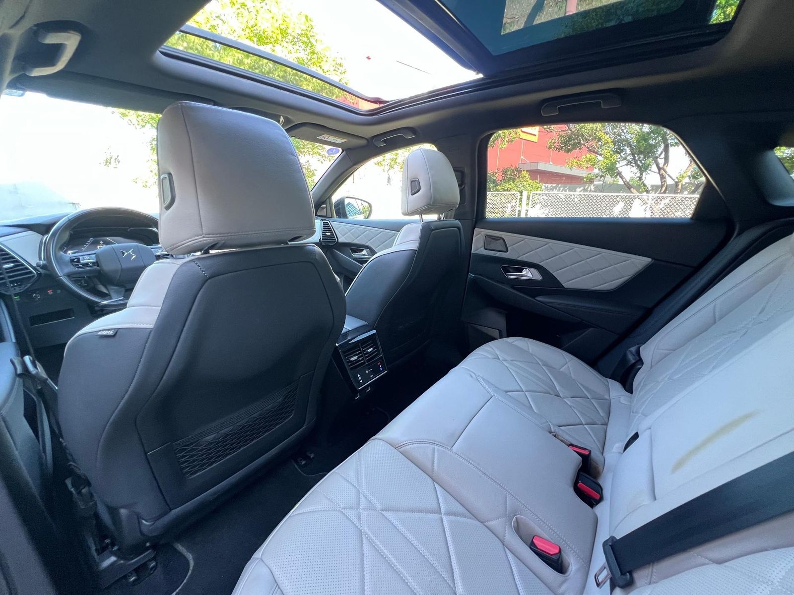 DS DS7 (Crossback) 2022 Crosback 1.6 PHeV AWD 300 EAT8 Rivoli - foto 8