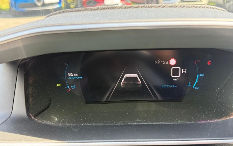 Peugeot 208 2023 1.2 automat GT-Line 100 CP - foto 4