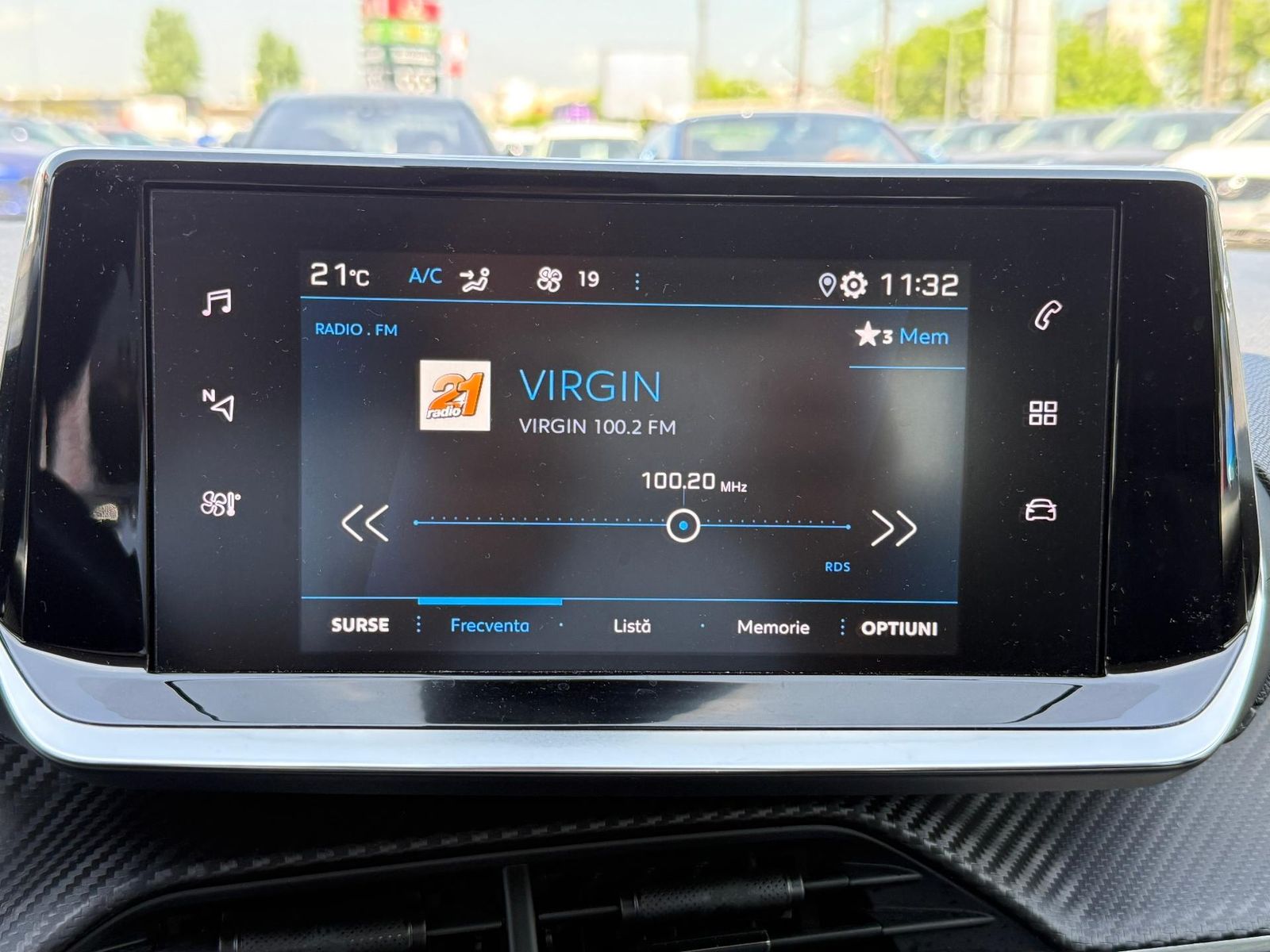 Peugeot 208 2023 1.2 automat GT-Line 100 CP - foto 12