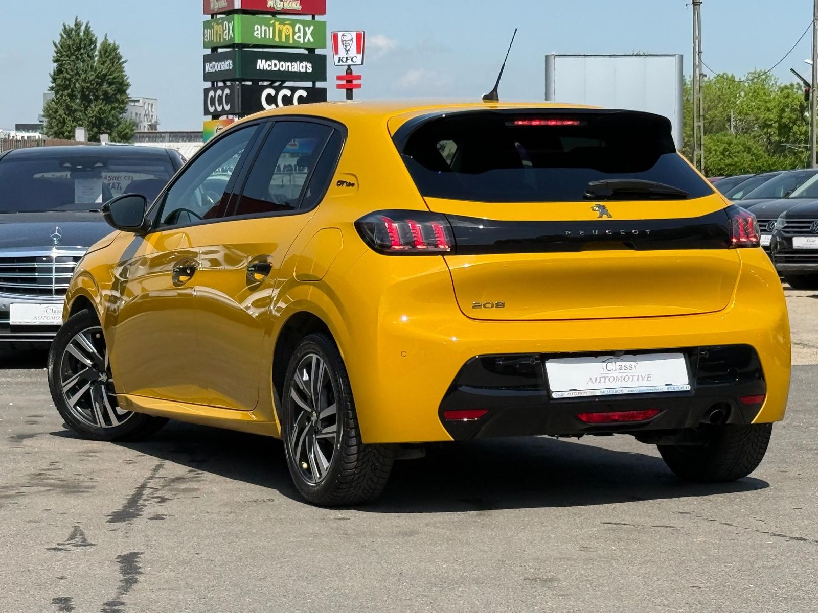 Peugeot 208 2023 1.2 automat GT-Line 100 CP - foto 13