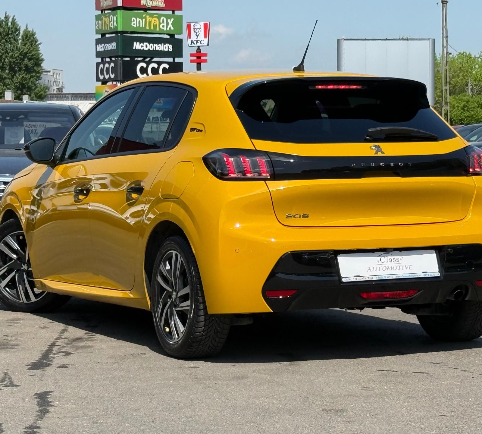Peugeot 208 1.2 benzina automat GT Line 2023 - 100 CP 1.2 automat GT-Line 100 CP - foto 13