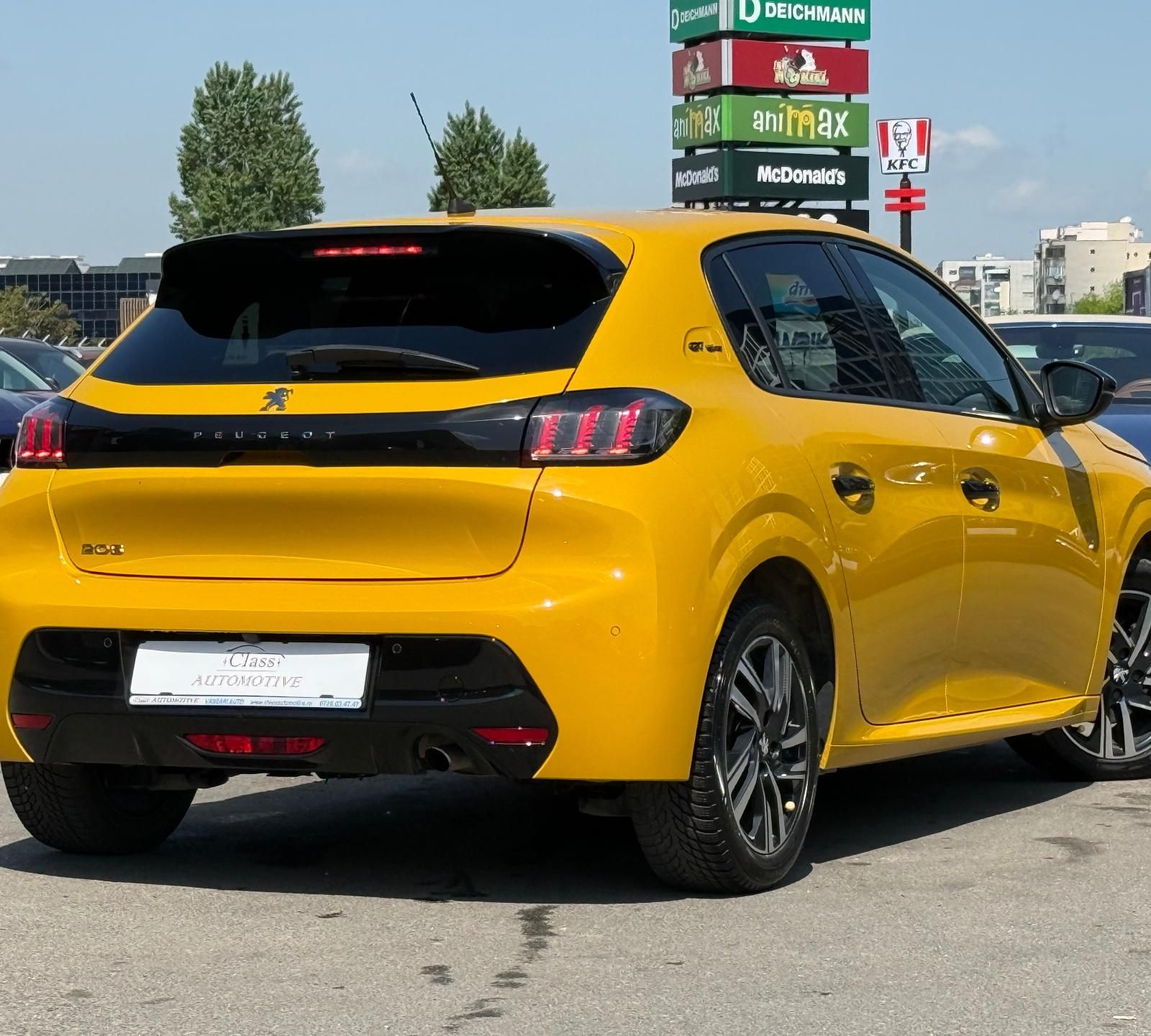 Peugeot 208 1.2 benzina automat GT Line 2023 - 100 CP 1.2 automat GT-Line 100 CP - foto 14