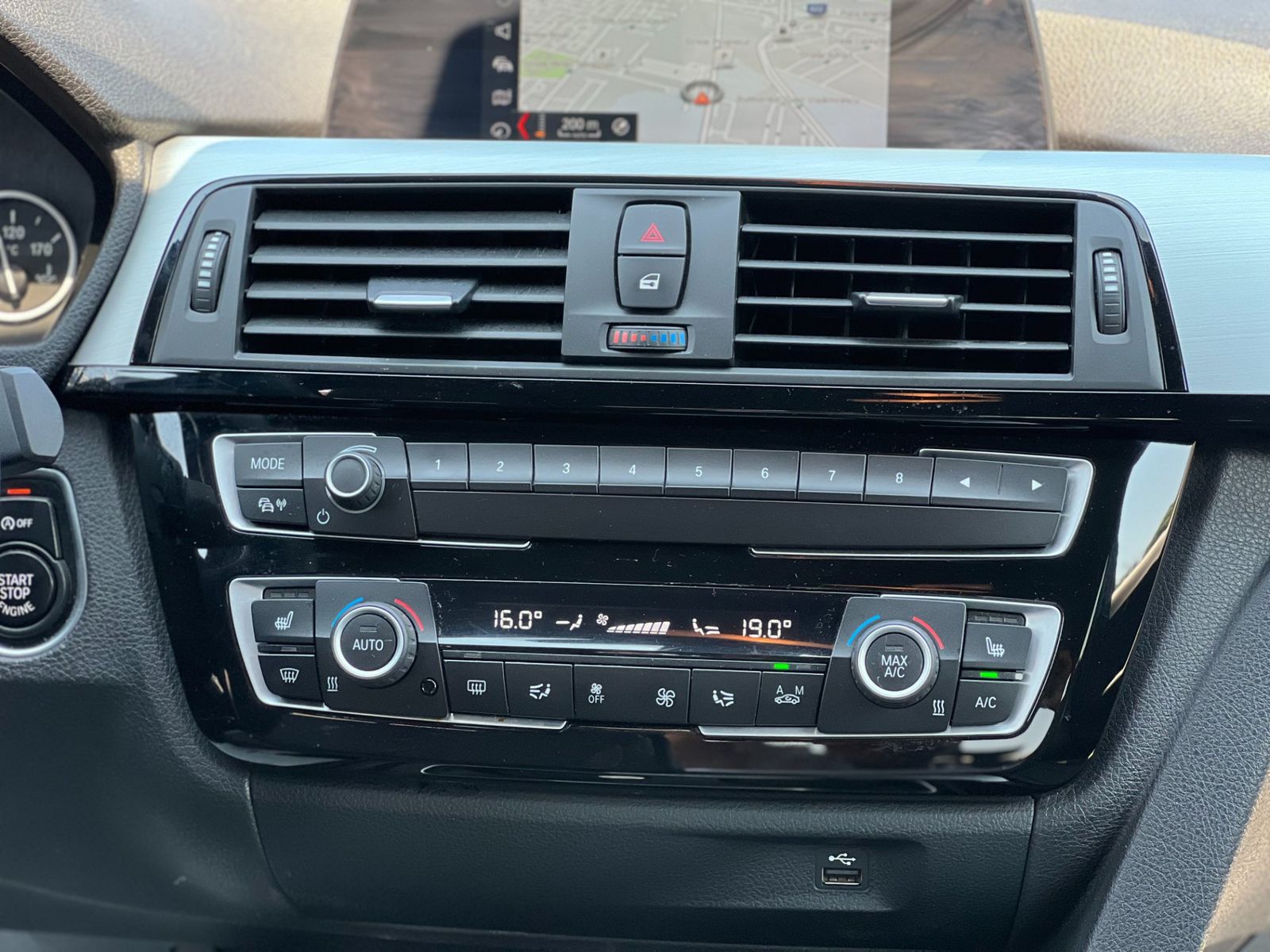 BMW Seria 3 2018 318i - foto 20