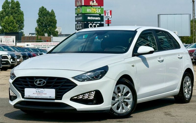 Hyundai i30 2022 - foto 1