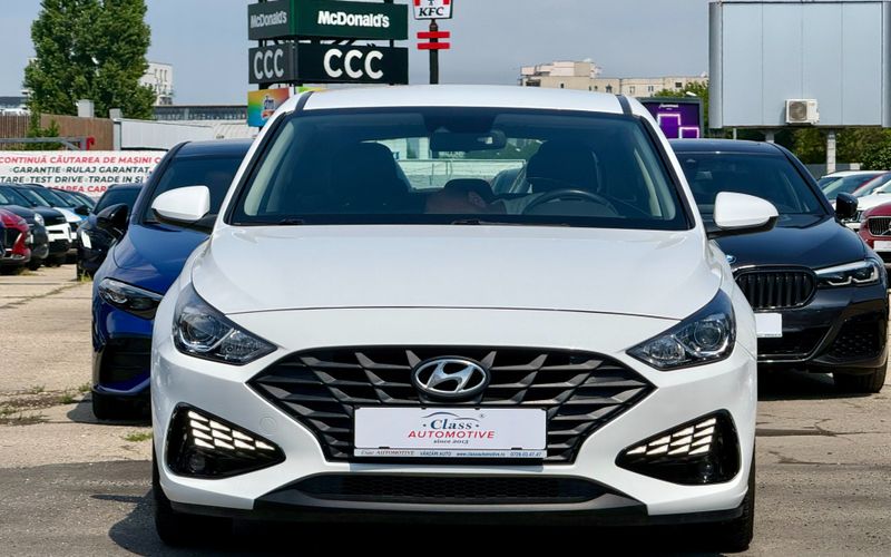 Hyundai i30 2022 - foto 2