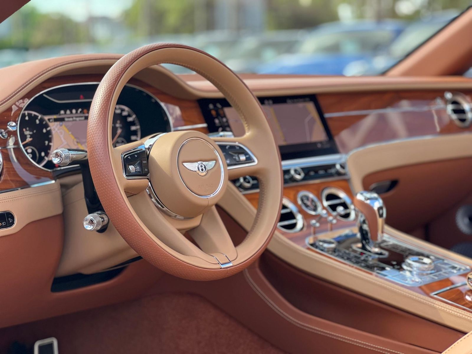Bentley Continental 2023 - foto 4