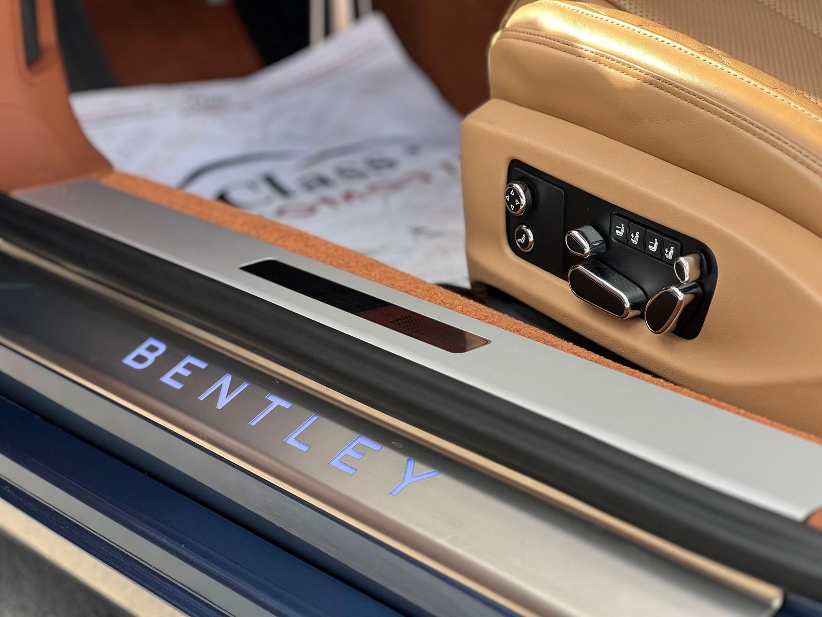 Bentley Continental 2023 - foto 15