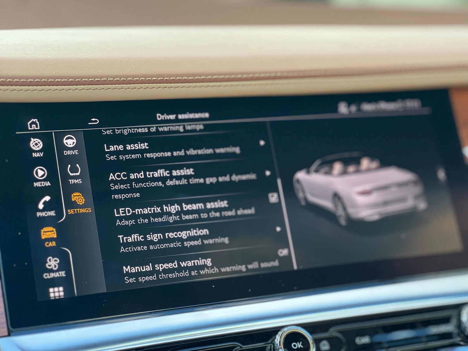 Bentley Continental 2023 - foto 32