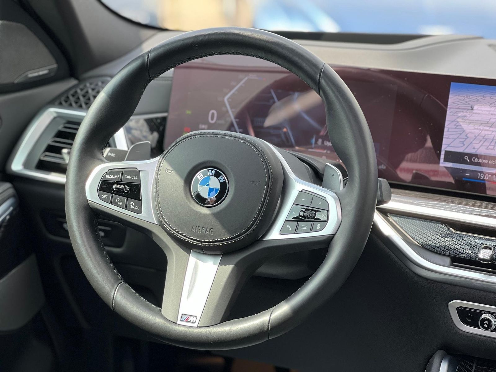 BMW X6 M 2024 - foto 14