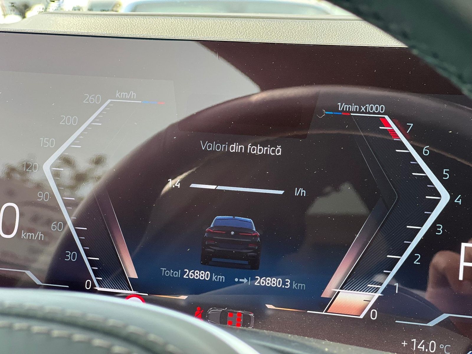 BMW X6 M 2024 - foto 19