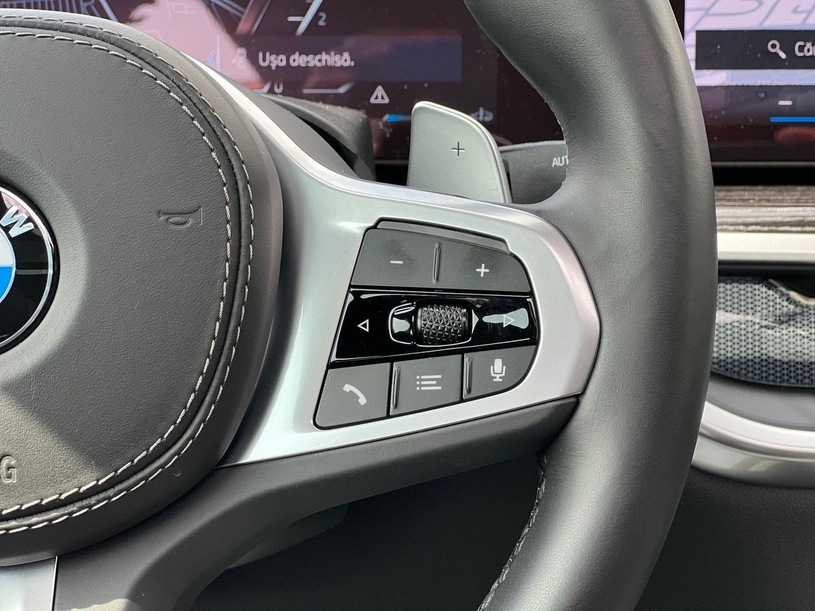 BMW X6 M 2024 - foto 16