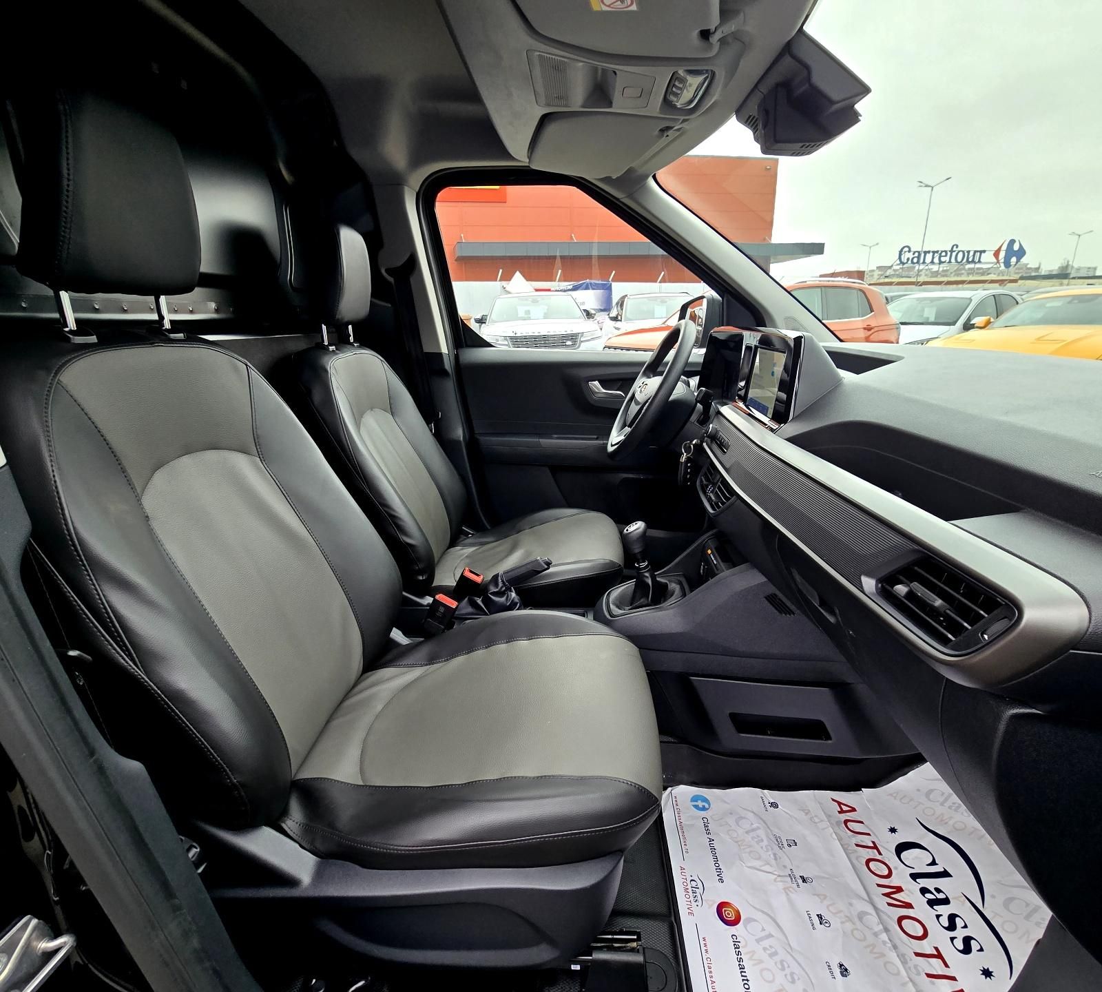 Ford Transit Connect - foto 12