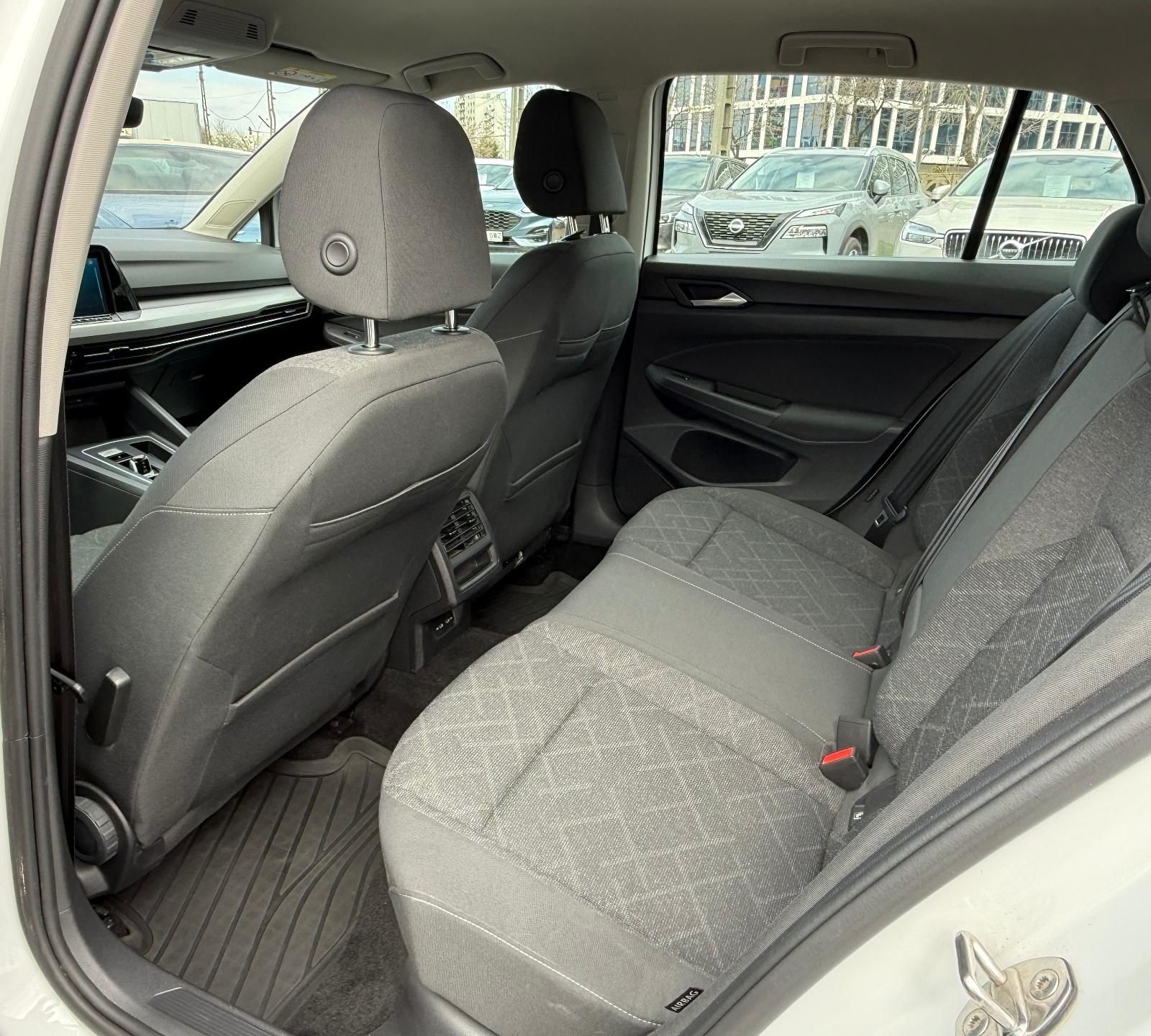 Volkswagen Golf 1.5 eTSI Mild-Hybrid 150 CP DSGSerie sasiu:WVWZZZCDZMW331260 - foto 8