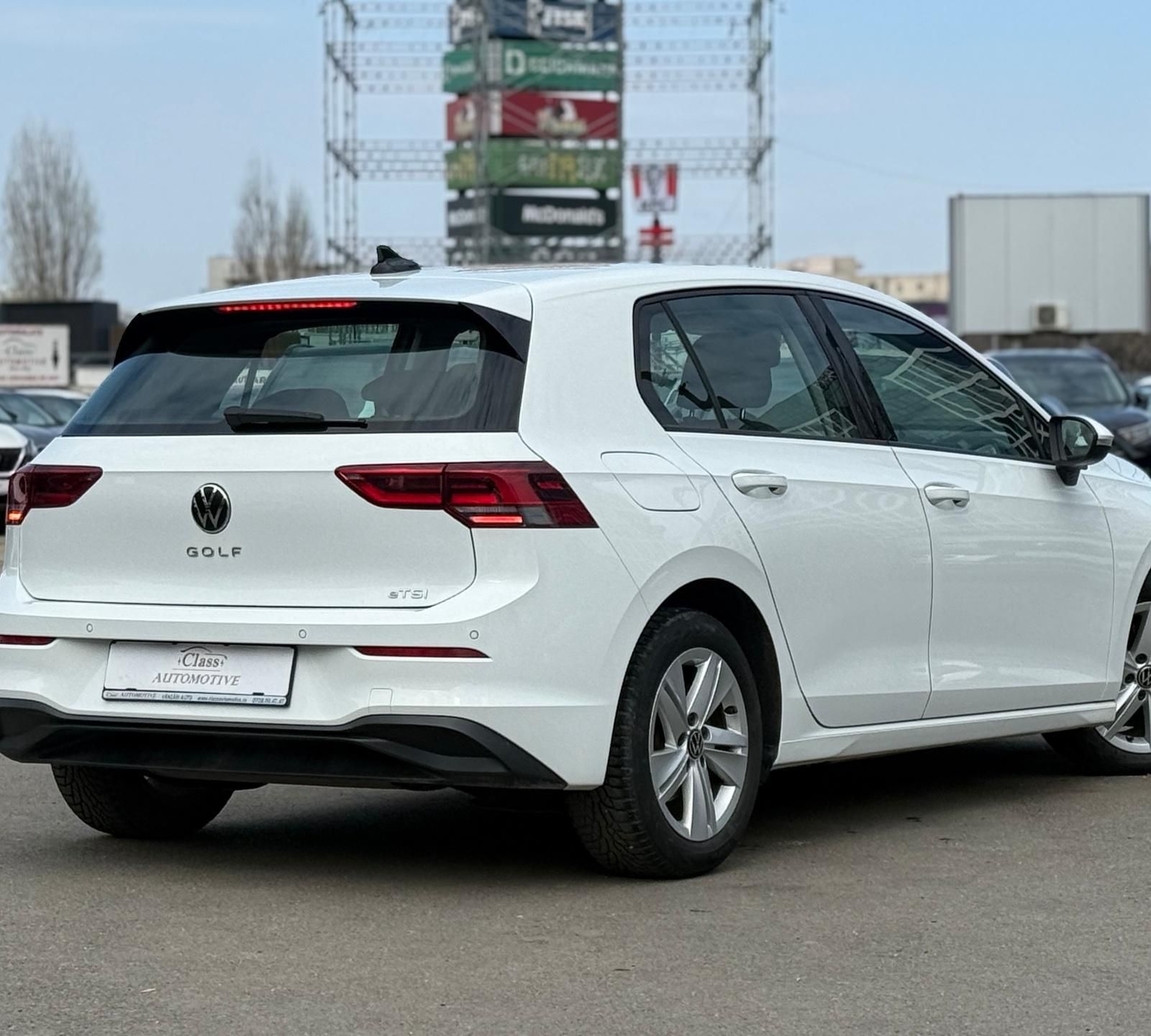 Volkswagen Golf 1.5 eTSI Mild-Hybrid 150 CP DSGSerie sasiu:WVWZZZCDZMW331260 - foto 17