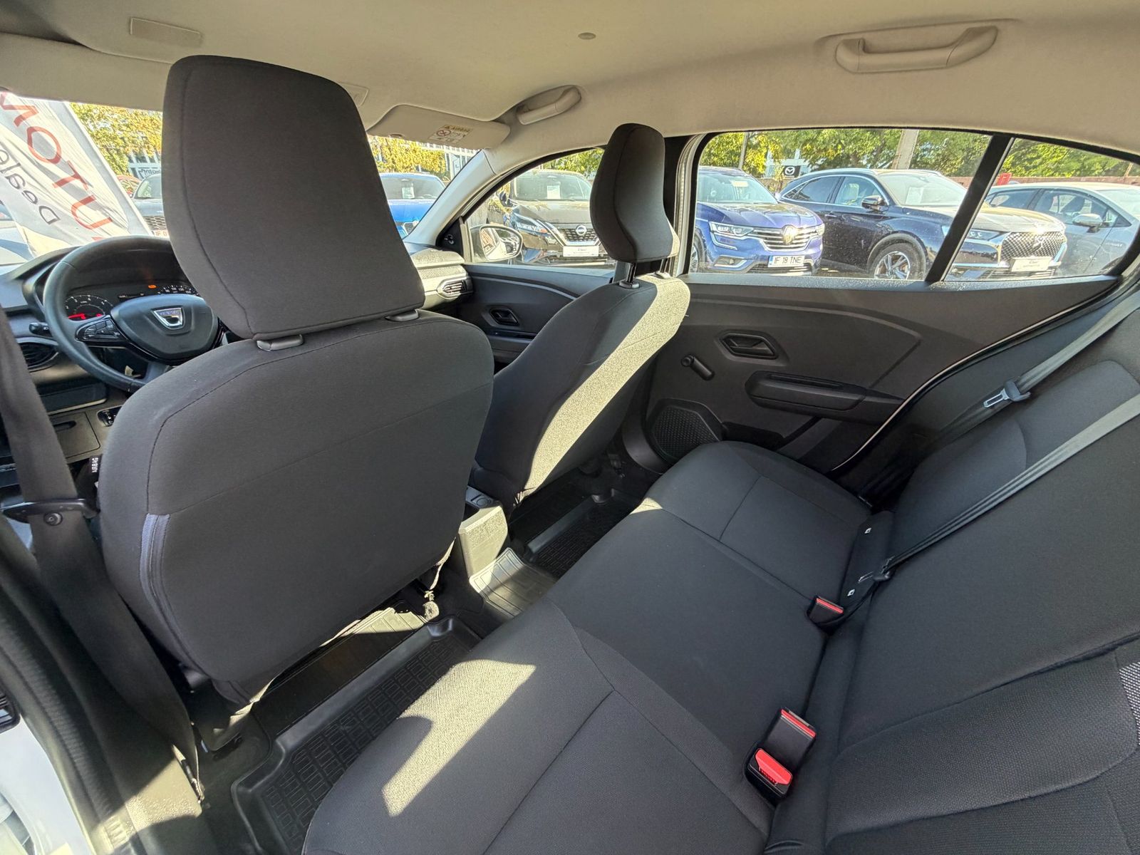 Dacia Logan 2021 - foto 12