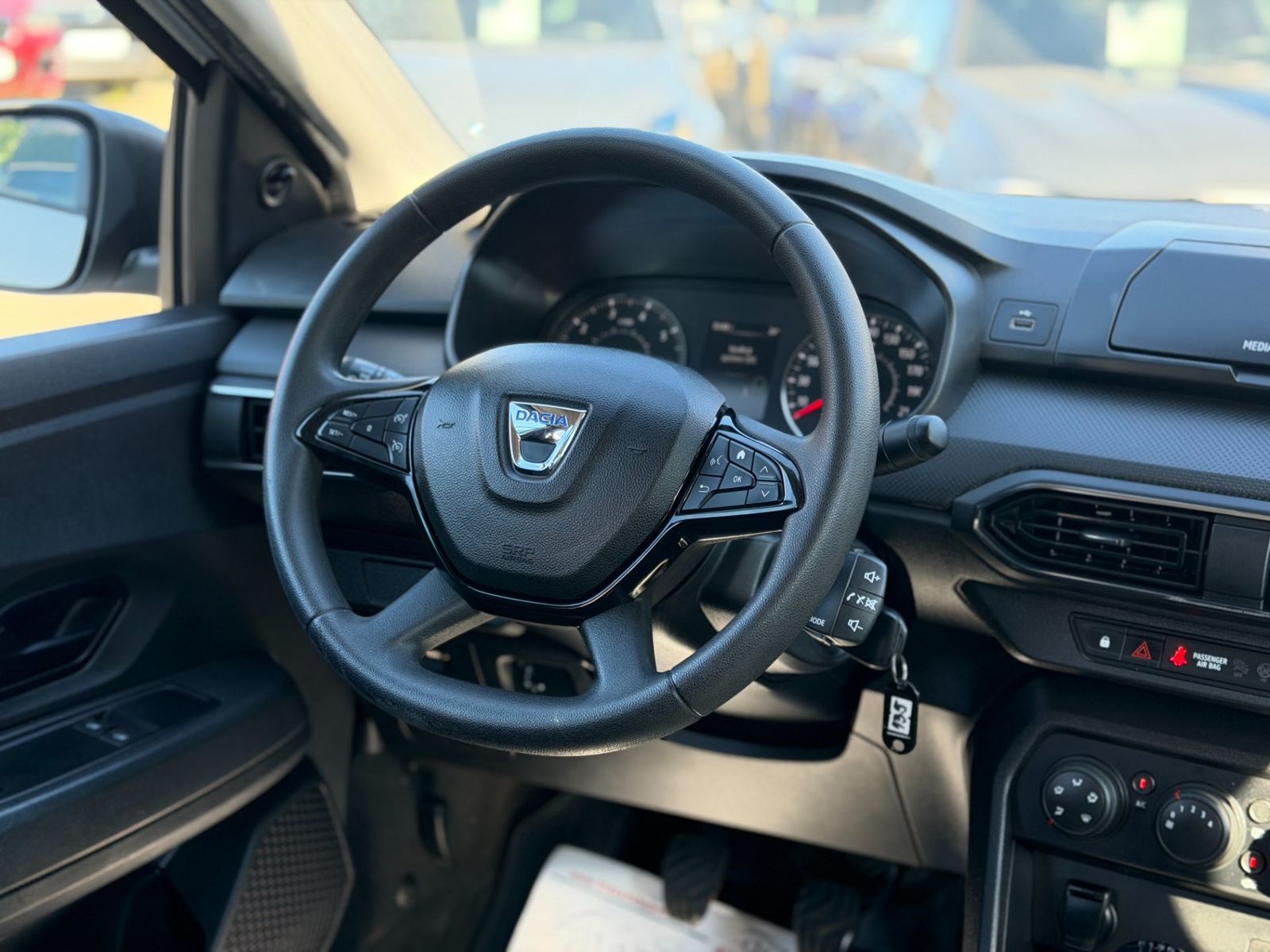 Dacia Logan 2021 - foto 13
