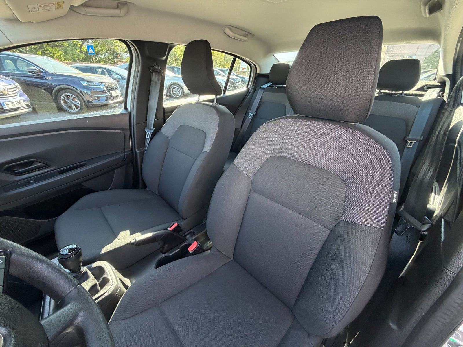 Dacia Logan 2021 - foto 11