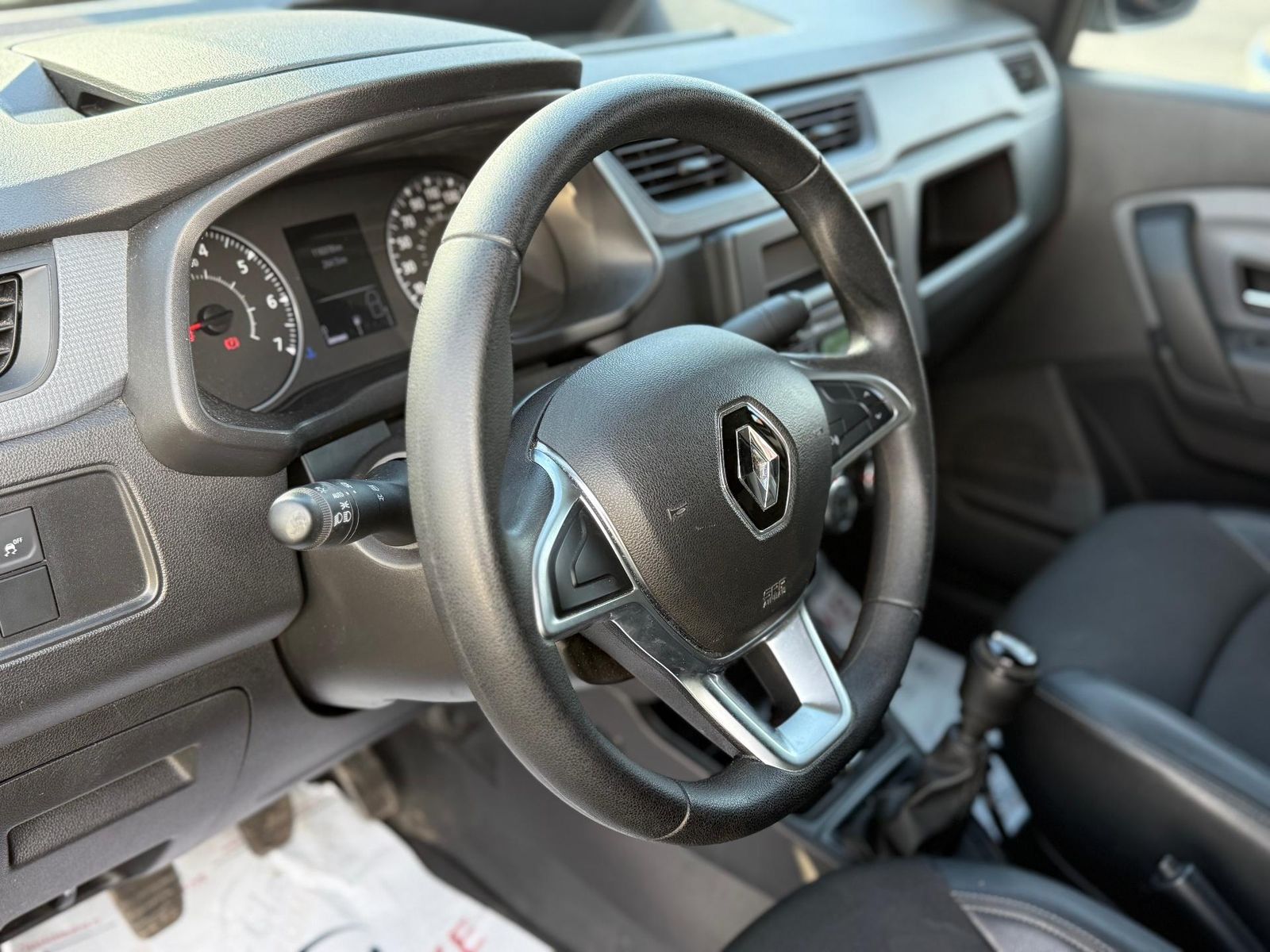 Renault Express 1.5 diesel 75 CPSerie sasiu:VF1RJK00669129749 - foto 5