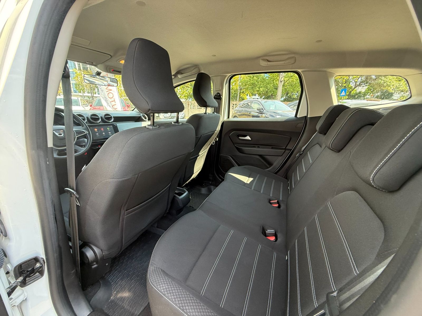 Dacia Duster 2022 1.5 Blue dCi 4WD Comfort - foto 16