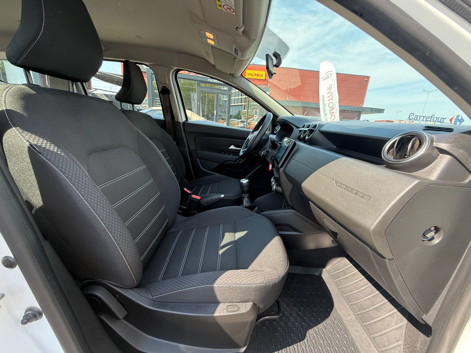 Dacia Duster 2022 1.5 Blue dCi 4WD Comfort - foto 20